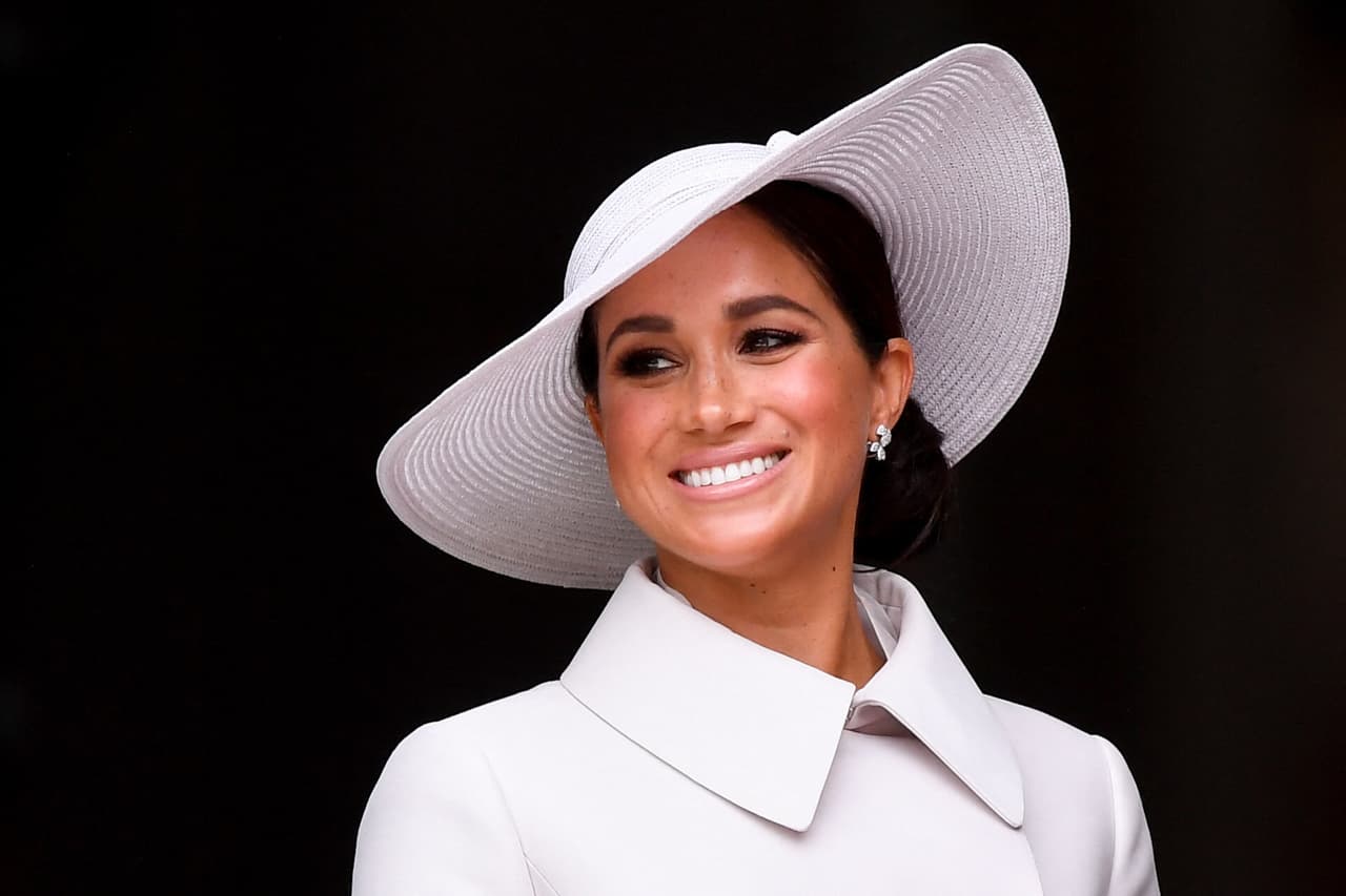 Ella es la doble de Meghan Markle ¡y está harta de parecerse a ella!