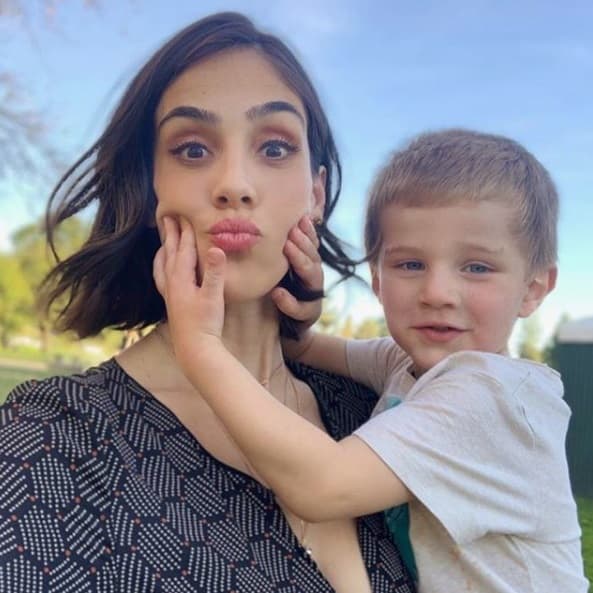 Sandra Echeverría debuta como estilista con su hijo y fracasa en el intento: “no quedó tan mal"
