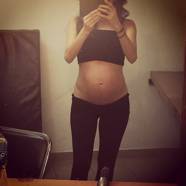 Echeverría compartió como la llegada de su primer hijo cambiaba su cuerpo.