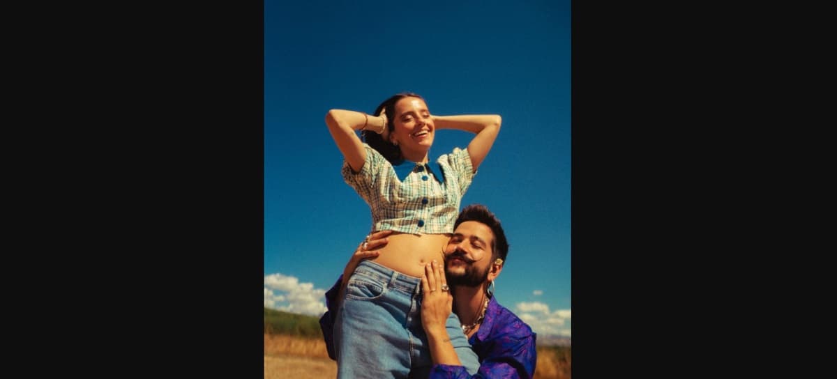 Fue en octubre de 2021 que la hija de Ricardo Montaner anunció la futura llegada de su primogénito con un tierno video en el que Camilo besa su vientre e incluso compartieron imágenes de cómo se enteraron de la noticia.