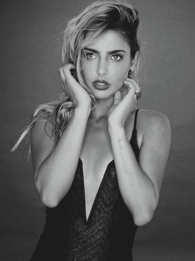 Michelle Renaud enamora a fans con radical transformación física; ahora es totalmente rubia