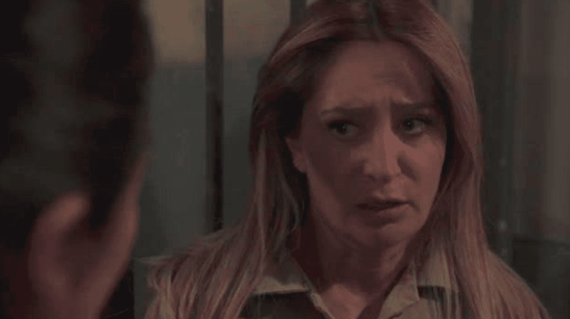 ¡Paula termina con la cara cortada en la cárcel!