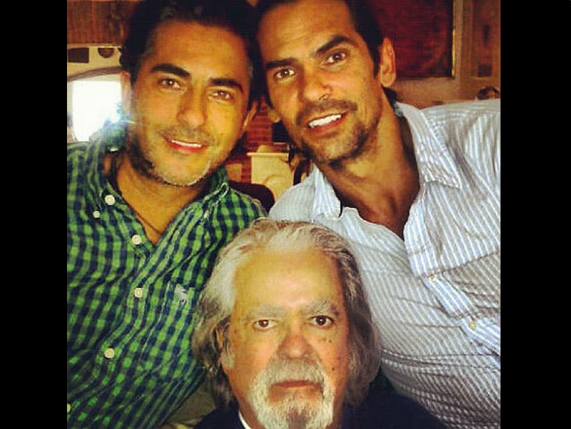 Raúl Araiza, el conductor de Hoy, es hijo del fallecido Raúl Araiza Cadena, actor, director y productor de cine mexicano y televisión.