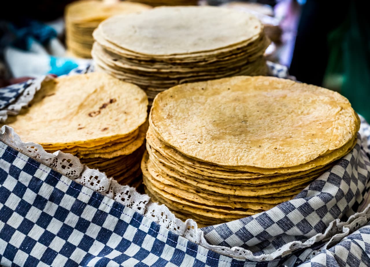 ¿La tortilla de maíz engorda?