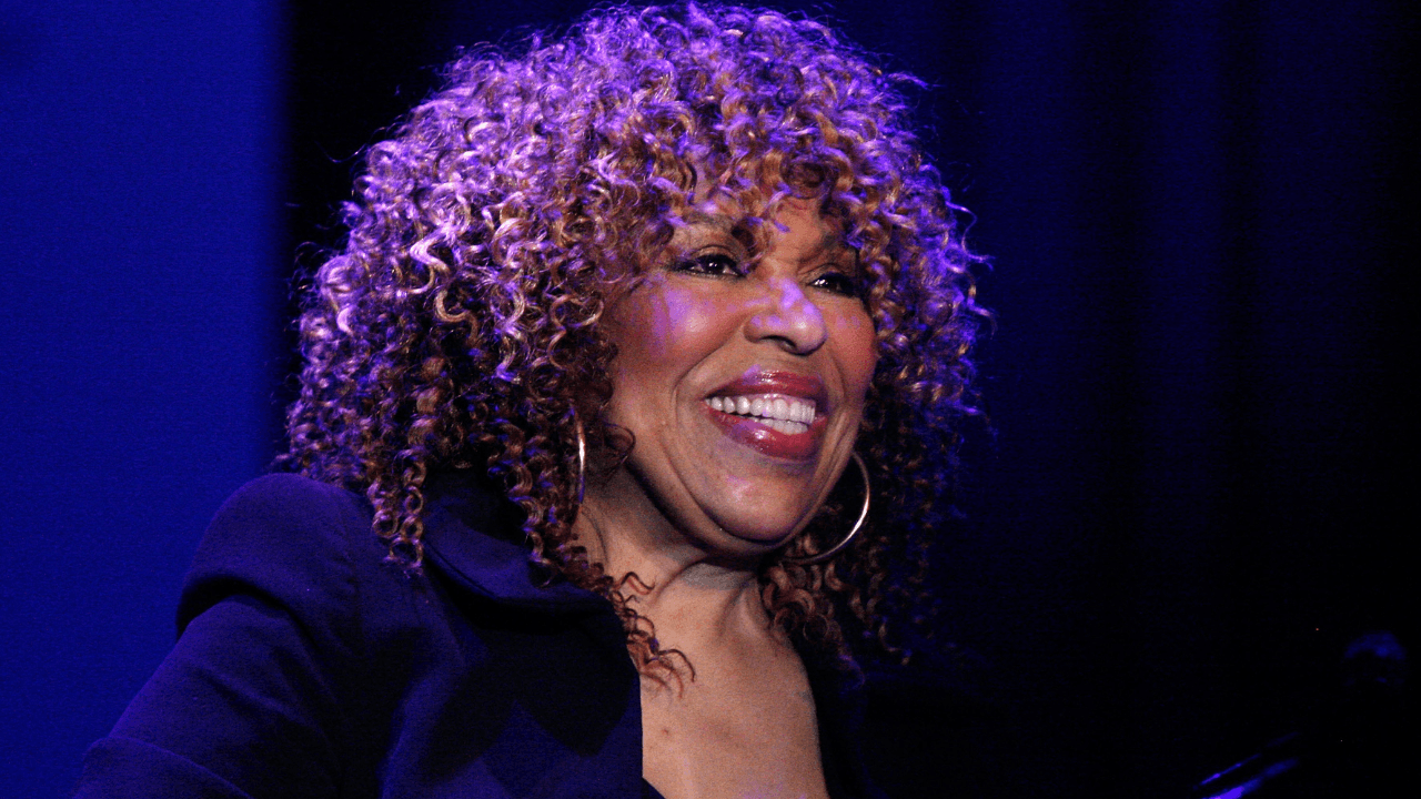 Muere querida cantante a los 88 años: revelan las causas de su fallecimiento 