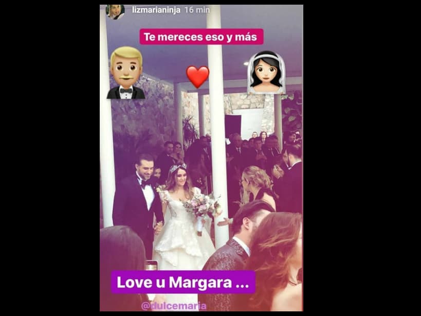 Aunque la pareja no compartió fotografías de su enlace matrimonial, algunos detalles de la celebración fueron filtrados en redes sociales por algunos de sus invitados, dejando al descubierto el primer baile de la pareja y la invitación de la boda.