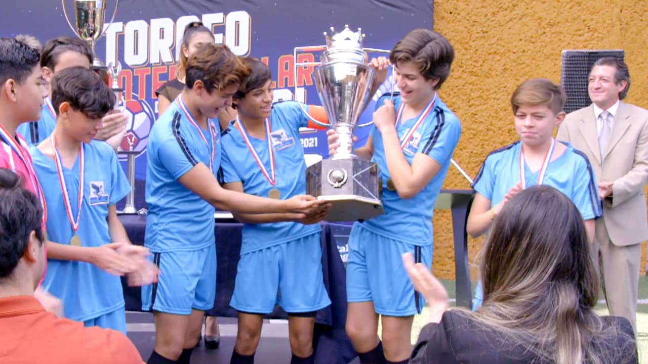 Como dice el dicho: Capítulo completo “Si quieres llegar rápido, ve solo, pero si quieres llegar lejos, ve acompañado”