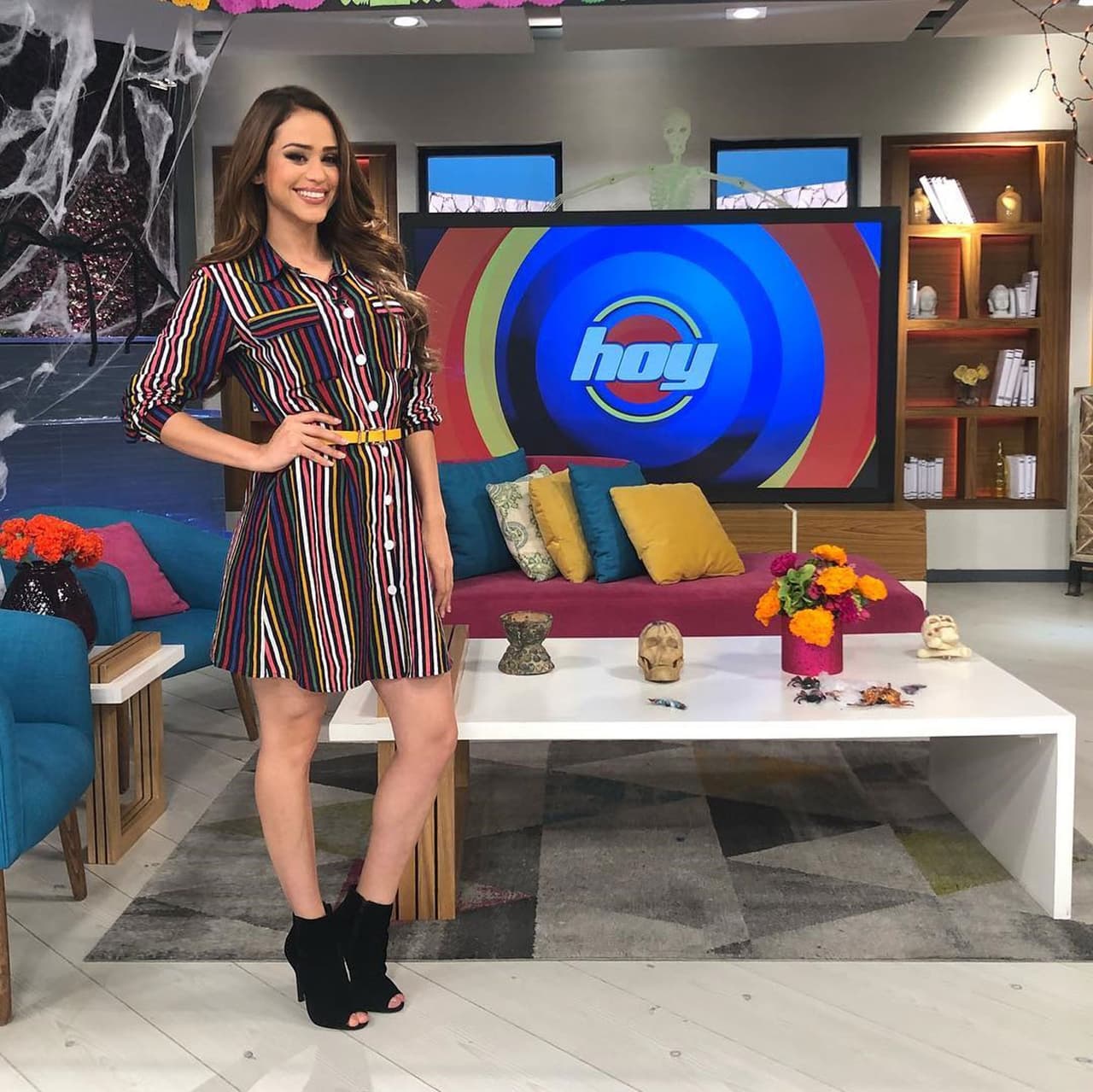 Yanet García se disfraza de ‘Gatúbela’ para Halloween