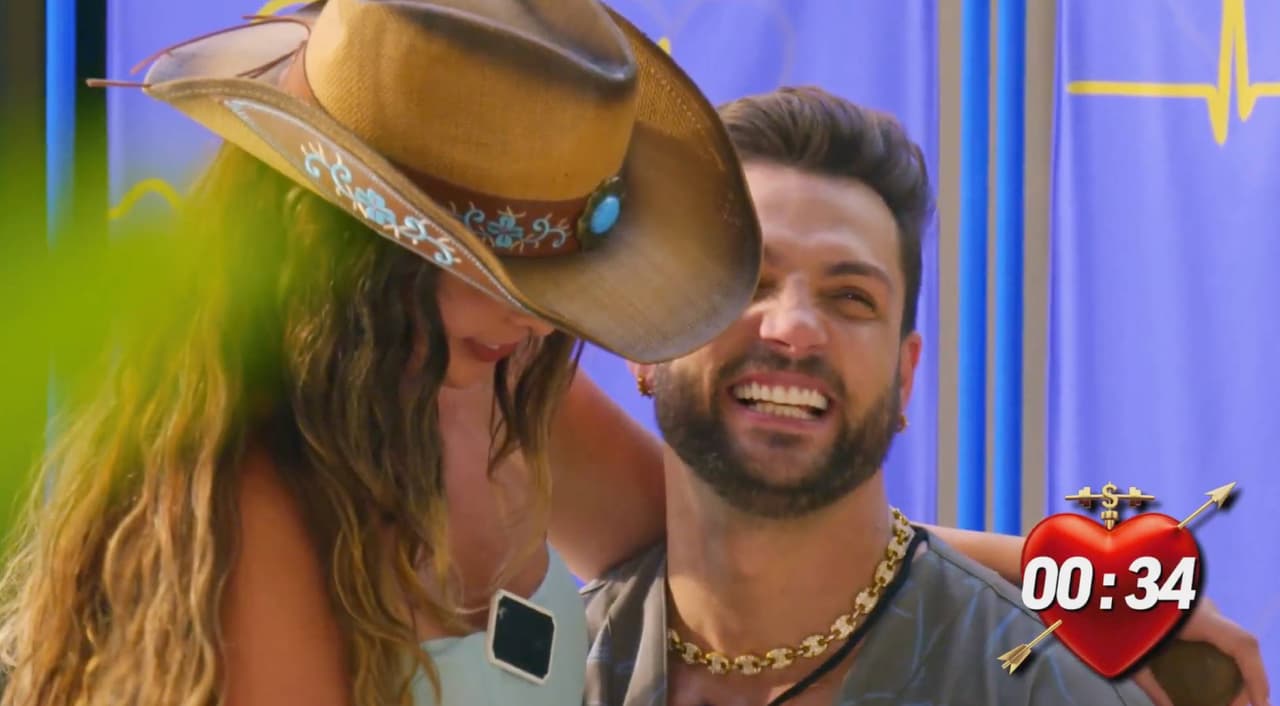 Pretendientas de “Soltero Cotizado” 'tientan' el corazón de Nicola con curiosas armas y así reacciona
