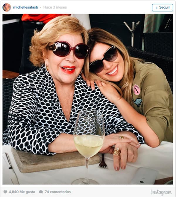 Michelle Salas publica foto inédita de su familia y dice cuánto extraña a su bisabuela Silvia Pinal