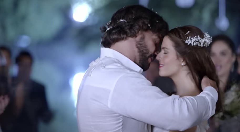 Fue así como ‘Isabel’ encontró el amor en los brazos de ‘Daniel’ (Cristián de la Fuente) en el gran final de ‘Tierras Salvajes’.