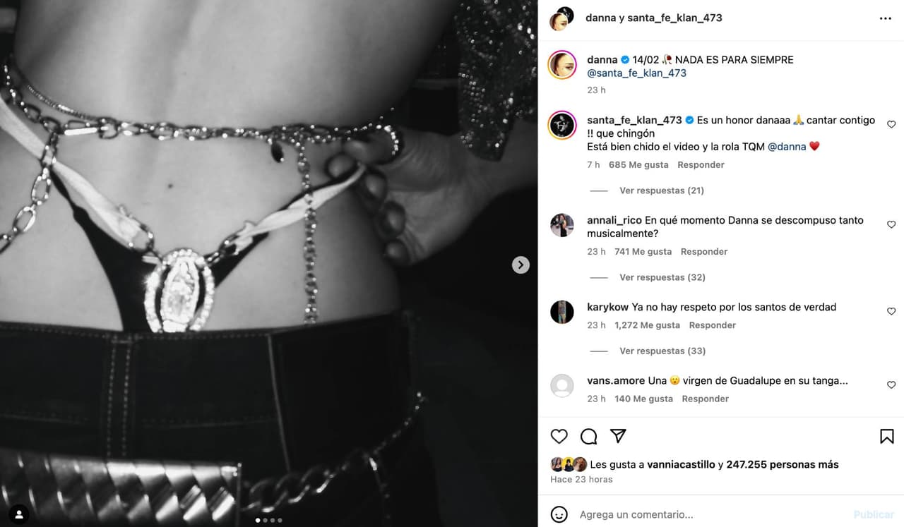 Danna Paola y Santa Fe Klan.