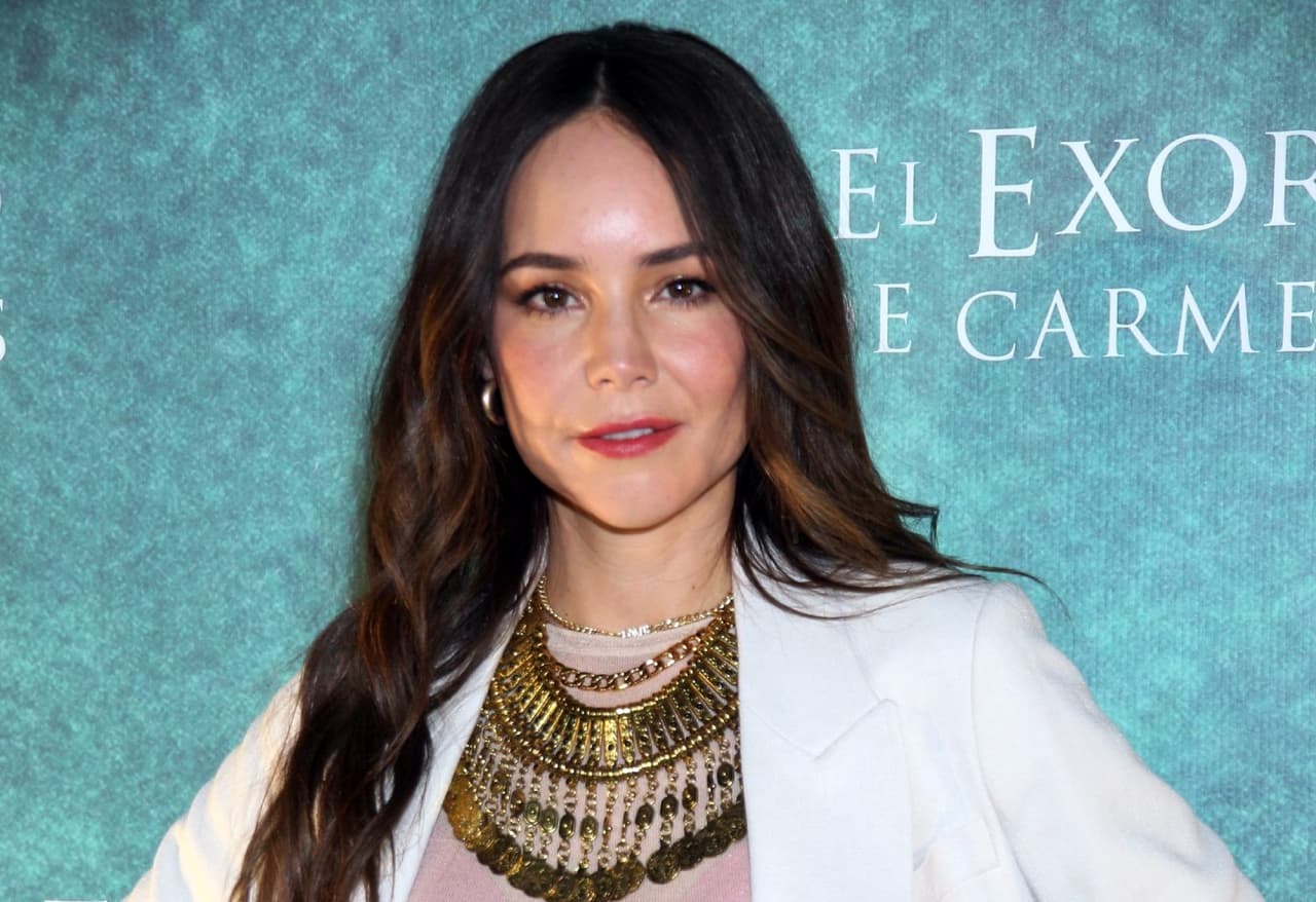 Camila Sodi revela que soñó la muerte de su mamá, Ernestina Sodi, semanas antes de que ocurriera