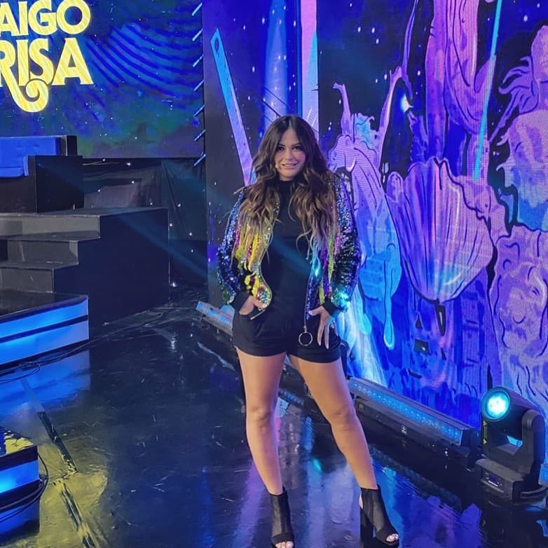 "Una mujer debe de ser dos cosas : quien ella quiera y lo que ella quiera", apuntó la estrella de televisión en Instagram.
