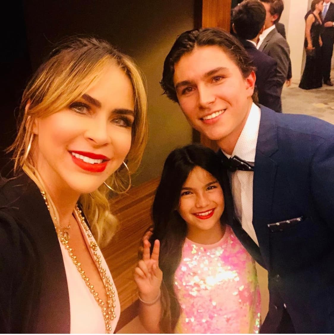 Además de Mauro, Aylin también es madre de Alejandro y Violeta, quienes son fruto, respectivamente, de sus relaciones con Alejandro Gavira y con Gabriel Valenzuela.