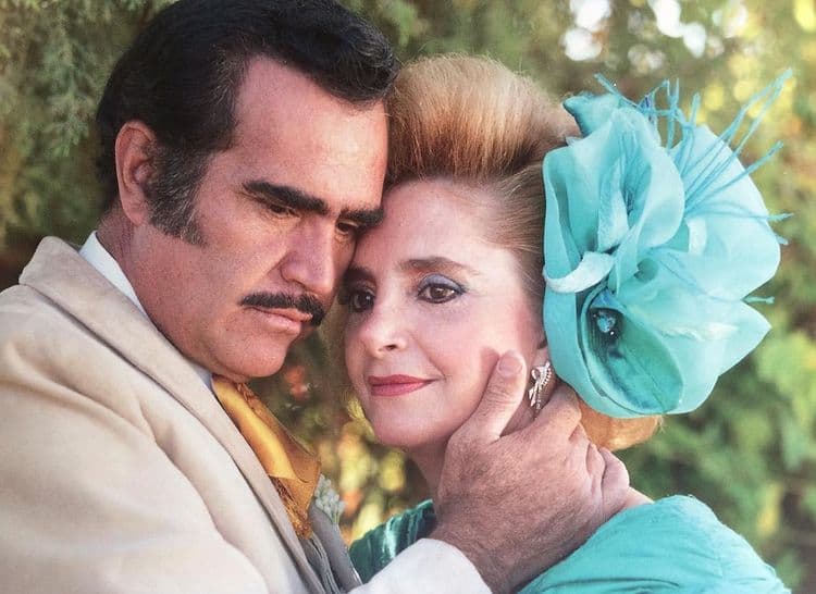 Hija de Vicente Fernández habla del estado de salud de Doña Cuquita: “está tranquila, fue una vida juntos”