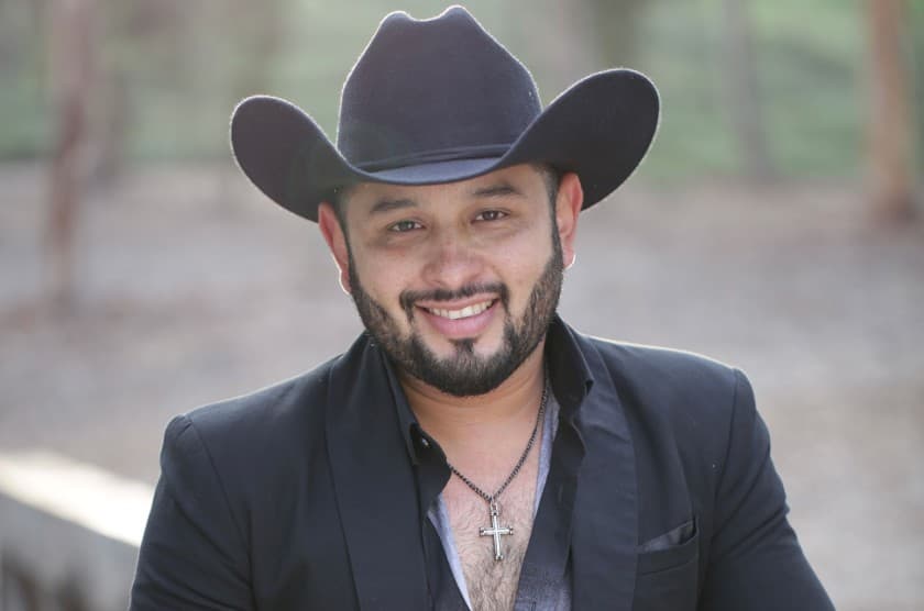 Este 30 de noviembre murió Jerry Demara, cantante y exconcursante de La Voz.. México, a los 42 años de edad en California, Estados Unidos. Días antes de su fallecimiento, indicó que estaba hospitalizado debido a las complicaciones que sufrió después de inyectarse vitaminas en el glúteo.