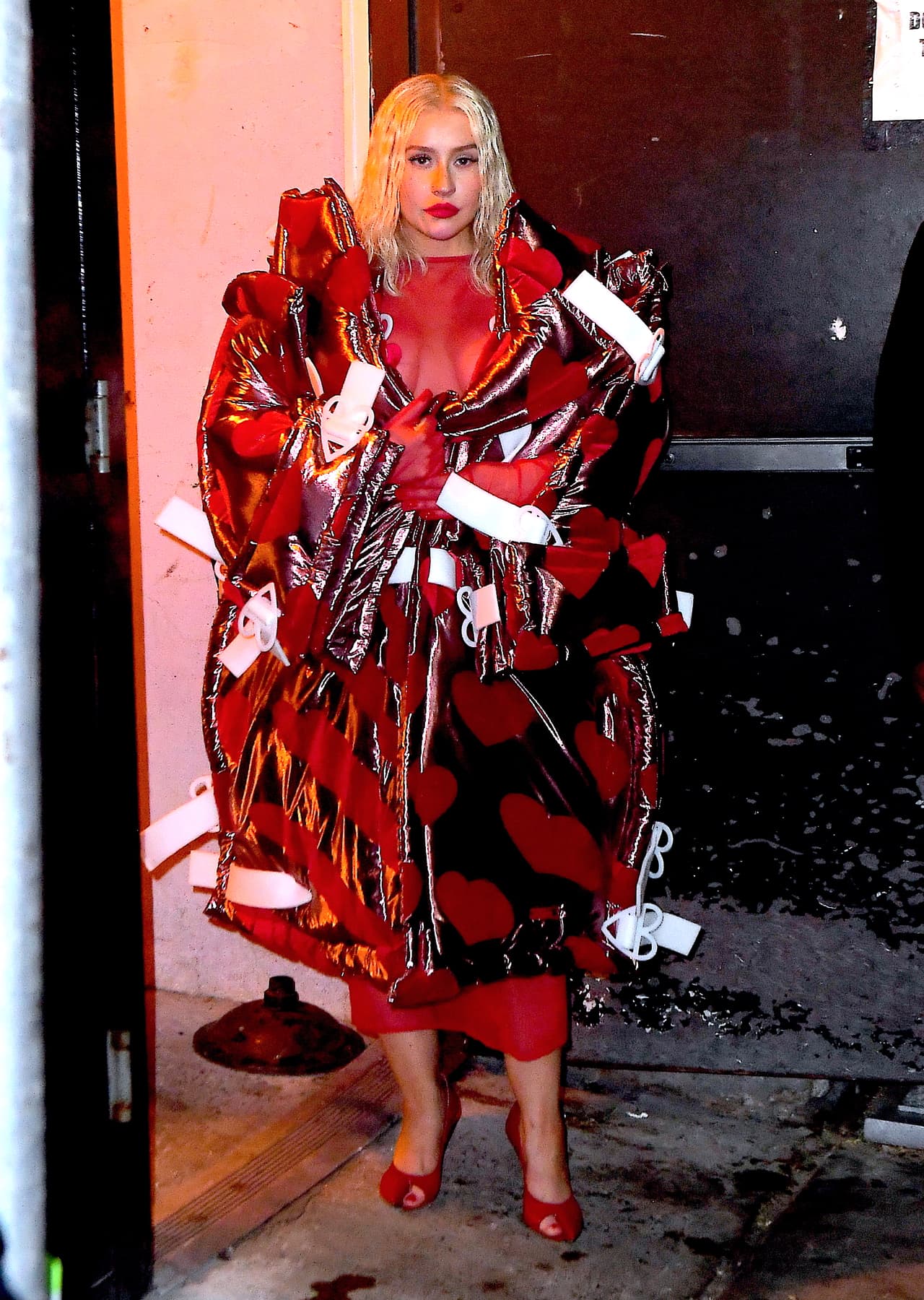 Esperemos a ver el siguiente look de la que fue la reina de corazones