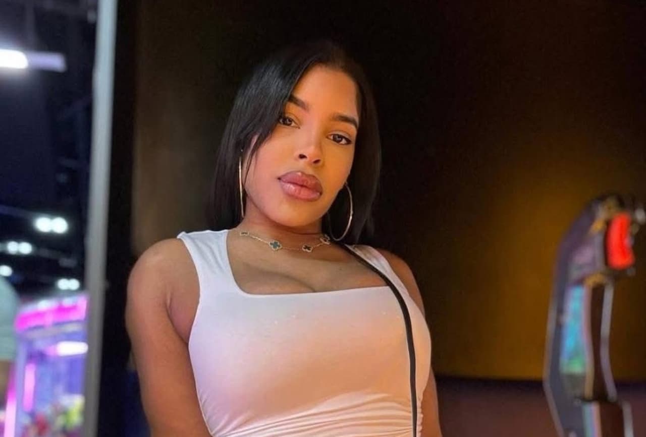 Encuentran muerta a la influencer Ariela “La Langosta”, dentro de un coche. Esto es lo que se sabe 