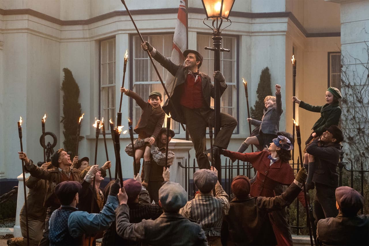 "Mary Poppins" está acompañada por su amigo "Jack" y con música totalmente nueva