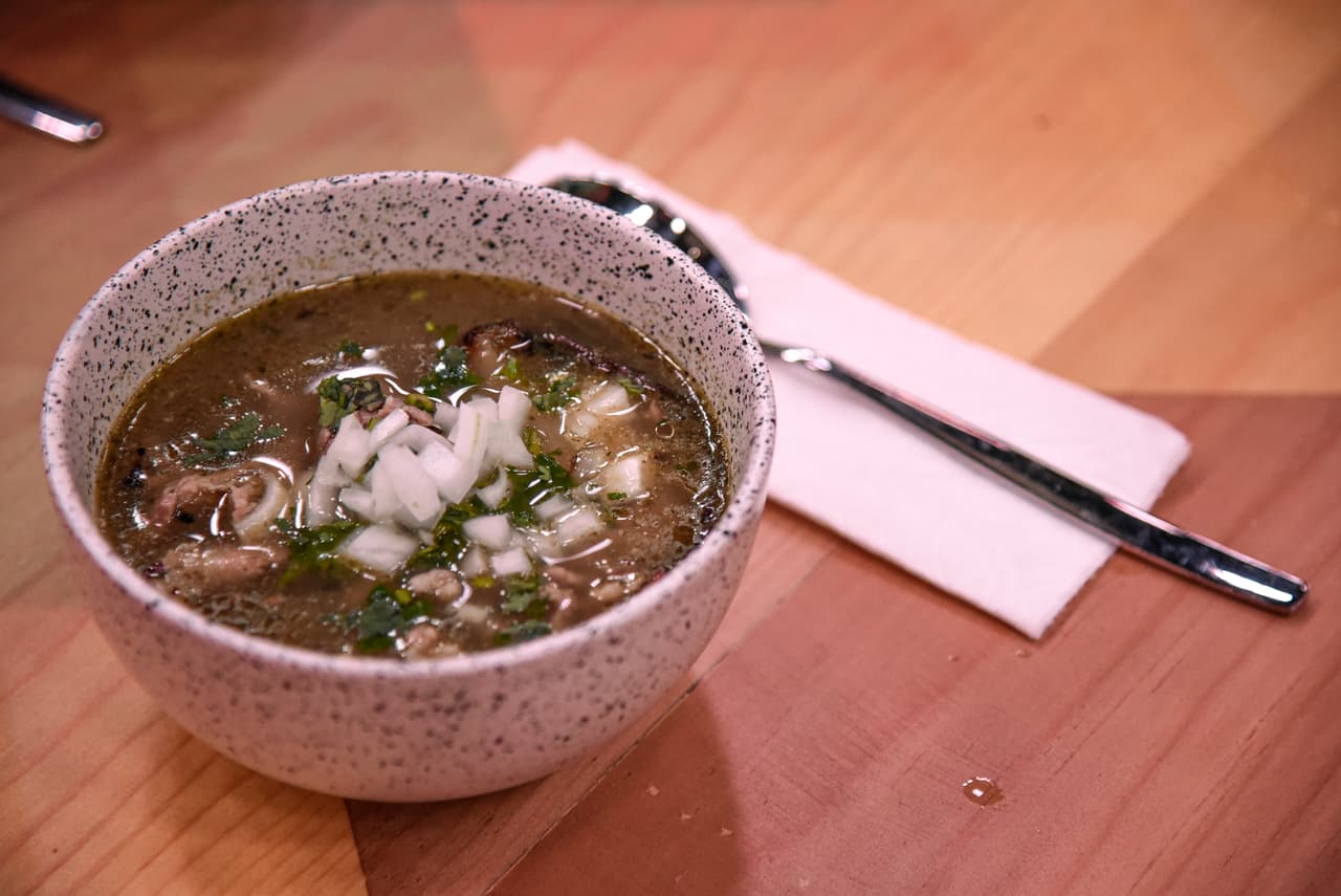 Aprende a cocinar paso a paso la receta ganadora de las Merino: carne en su jugo