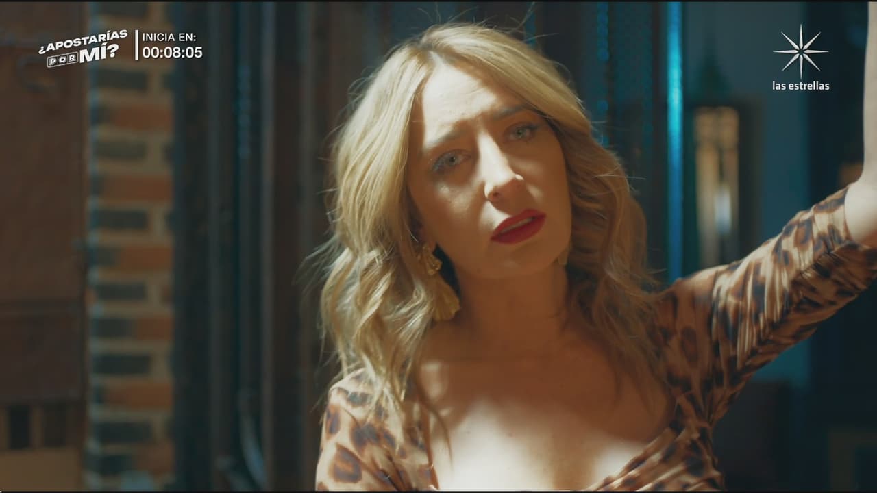 Larisa termina ahogada en alcohol pidiendo una copita