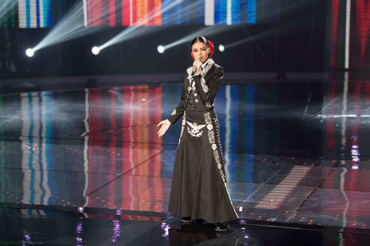 Irlanda Valenzuela se reafirma como la Campeona de Canto en El Retador con tema de regional mexicano