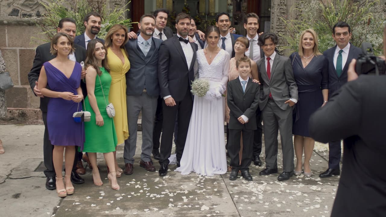 Al final todos, menos Elsa, se tomaron la foto oficial de la boda.