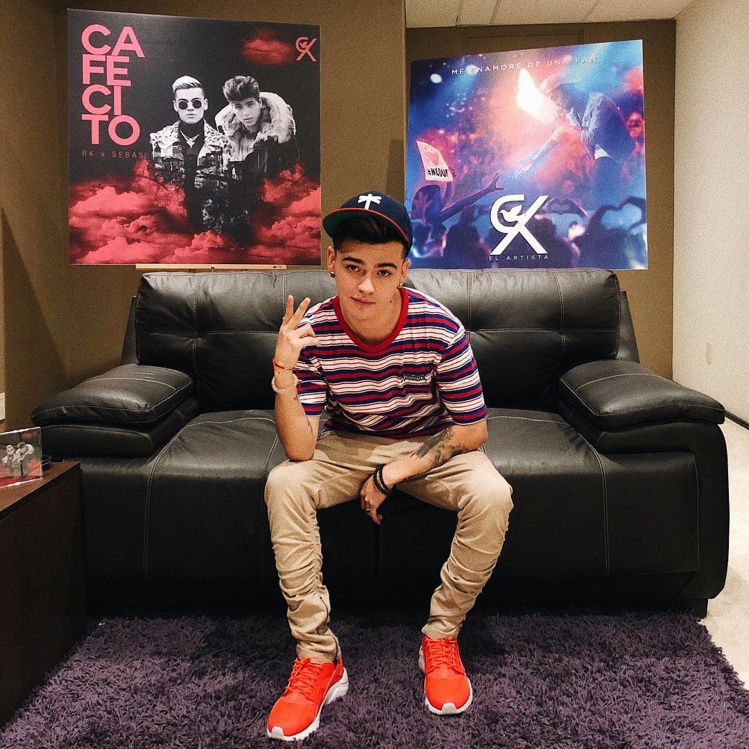 RK presenta en México su single 'Cafecito'.
