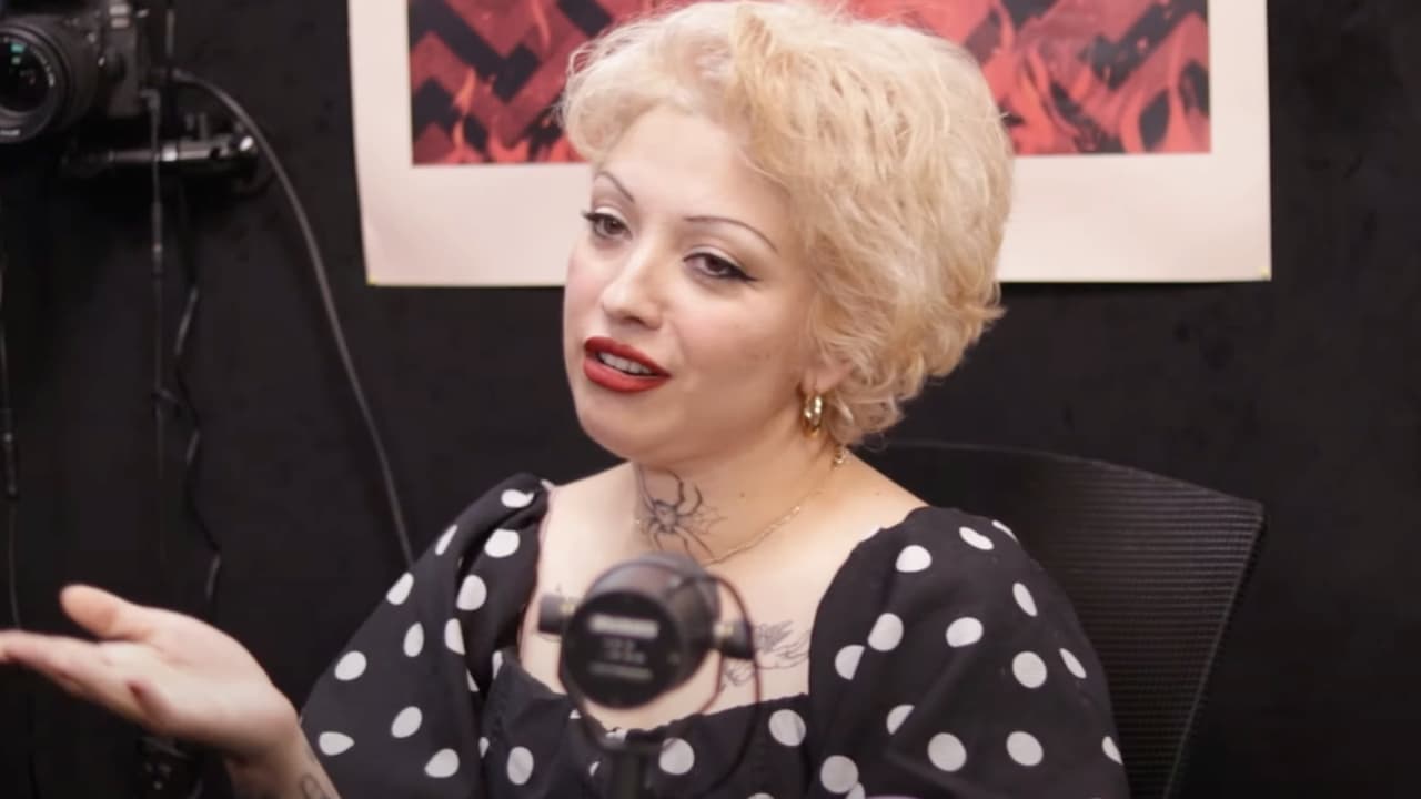 Mon Laferte rompe el silencio y revela la terrible enfermedad que padece