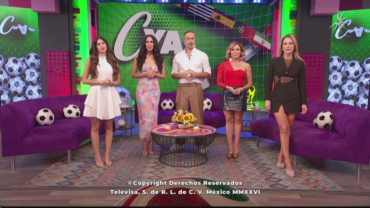 Cynthia Urías detiene programa de Televisa y casi llorando, hace anuncio: “Nuestras condolencias”