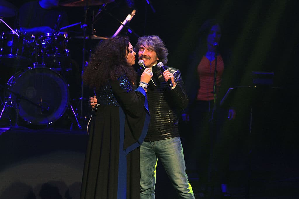 Amanda Miguel y Diego Verdaguer están más unidos que nunca con el lanzamiento de ‘Happy Xmas’