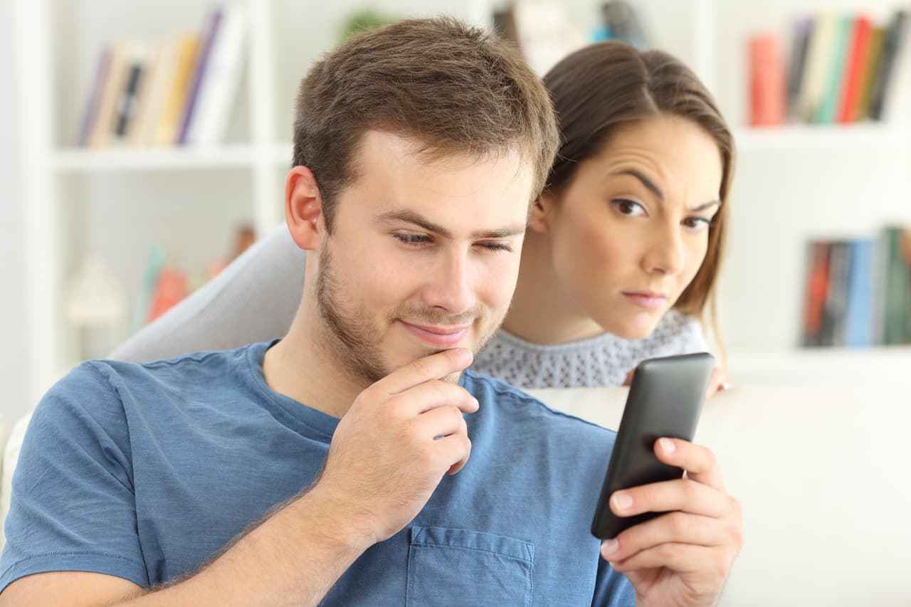 Excusas que hombres y mujeres utilizan para salir con su amante