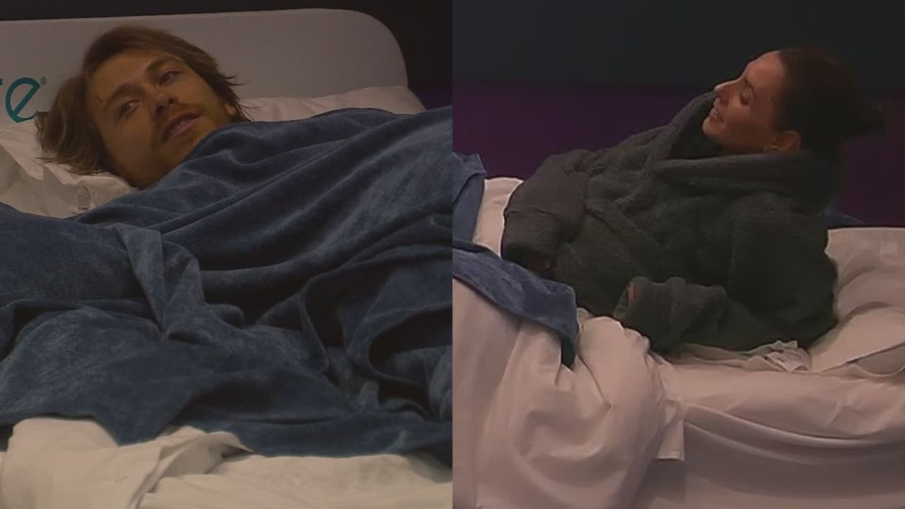 Aldo le presta su sudadera a Mar y le pide revisarla pues Mariana no la soltaba: "Todo el día la usaba"