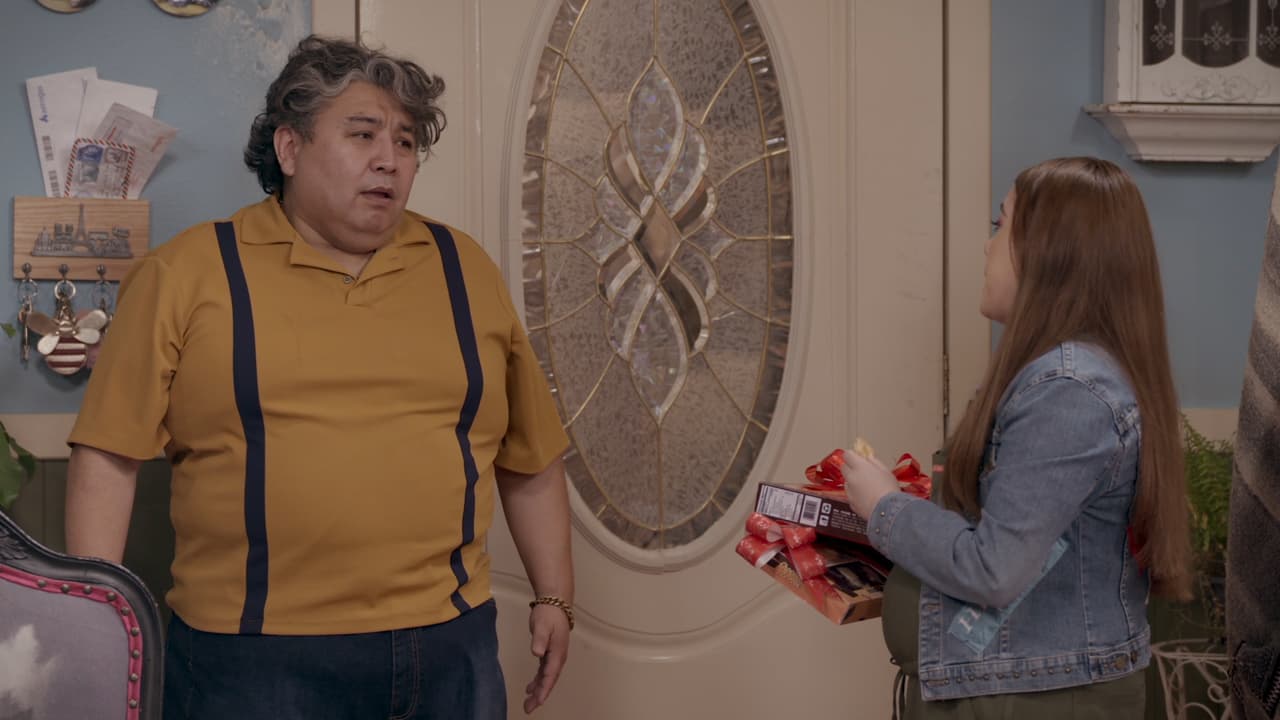 En el capítulo 9, Romualdo regresa para pedirle perdón a Martina y retomar su relación con ella. Intenta conquistarla con chocolates, bombones y hasta un poema.