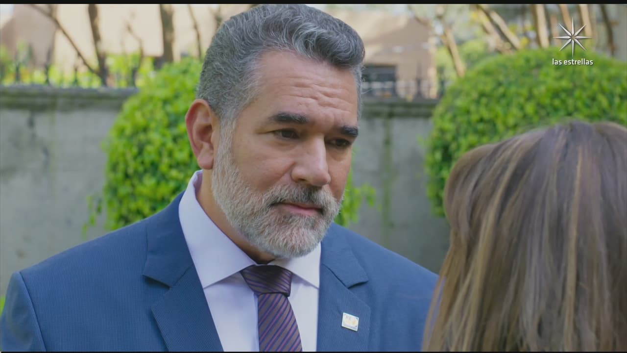 Eduardo Santamarina como papá