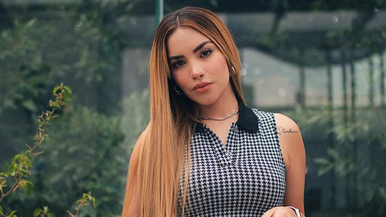 Kimberly Loaiza sufre aparatosa caída mientras patina y su video se viraliza: “Casi me mato”