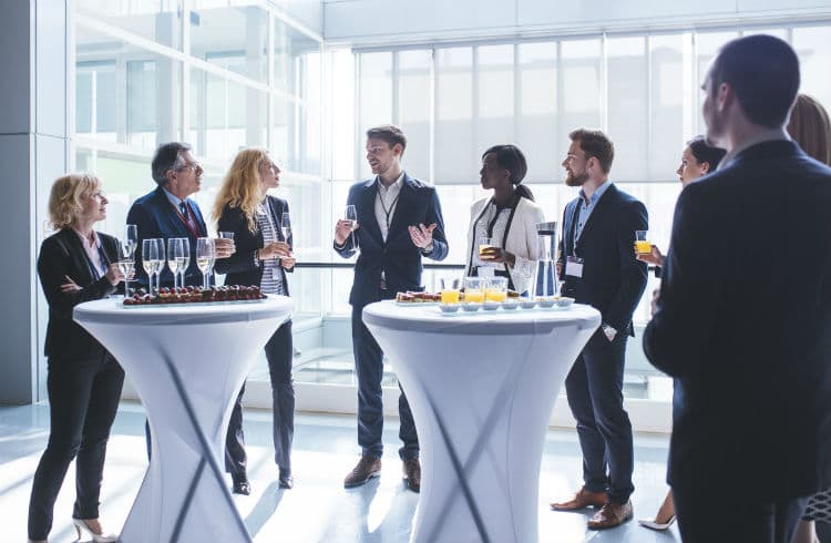 Cómo triunfar en la fiesta de fin de año de la empresa