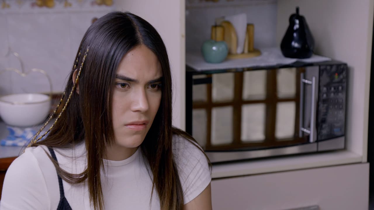 Como dice el dicho: Ximena tendrá que ocultar su verdadera identidad por presión de su tía