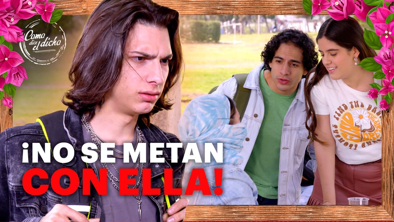 Cynthia conoce a un buen chavo que la defiende de las burlas en la escuela