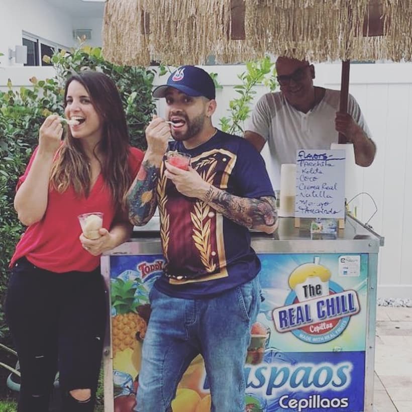 Nacho recalcó que siempre ha estado para ella y así seguirá, además de que la amará por siempre. “No dejes que te condicionen a ti también, no les des el poder de decidir por ti, no te expongas al ojo crítico que ya sabes que poco le atina a la verdad”, agregó.