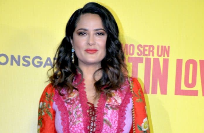 Salma Hayek es nombrada embajadora de los 500 años de Veracruz
