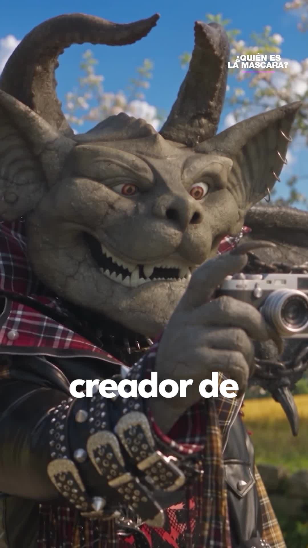 Gárgola recuerda sus viejas costumbres de villano