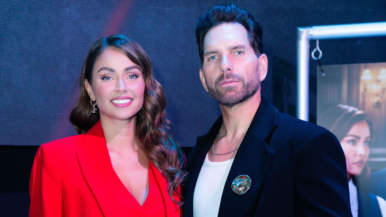 Claudia Martín y Arap Bethke conquistan al público con 'Juegos de Amor y Poder'