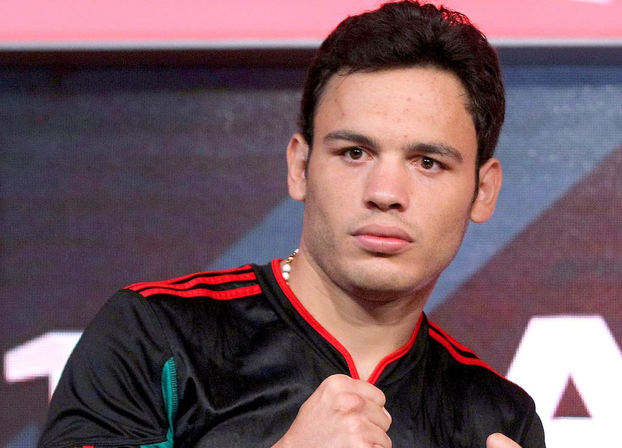 Desaparece Julio César Chávez Jr. tras su arresto y su abogado lanza una impactante declaración