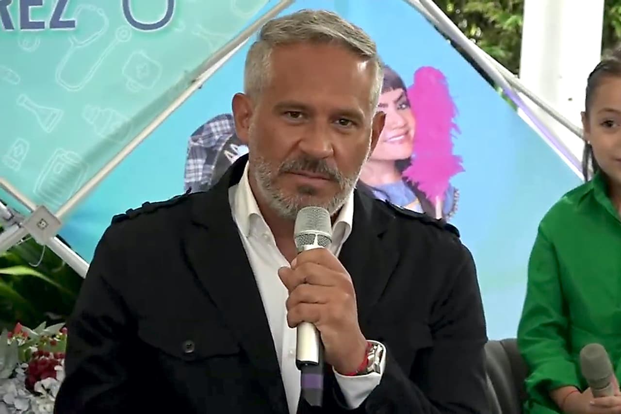 Arath de la Torre reacciona tras filtración de polémicos audios sobre presunto pleito en aeropuerto