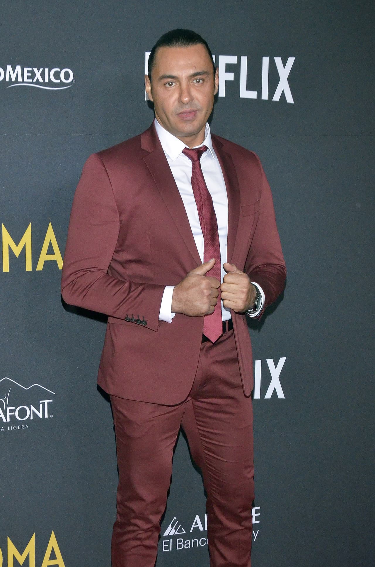 Víctor Manuel Reséndez Nuncio, mejor conocido como Latin Lover, es un luchador profesional y actor mexicano de 51 años.