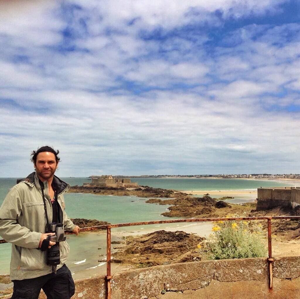 El actor se fue a vivir a la selva, donde se preparó a conciencia para convertirse en guía espiritual.
