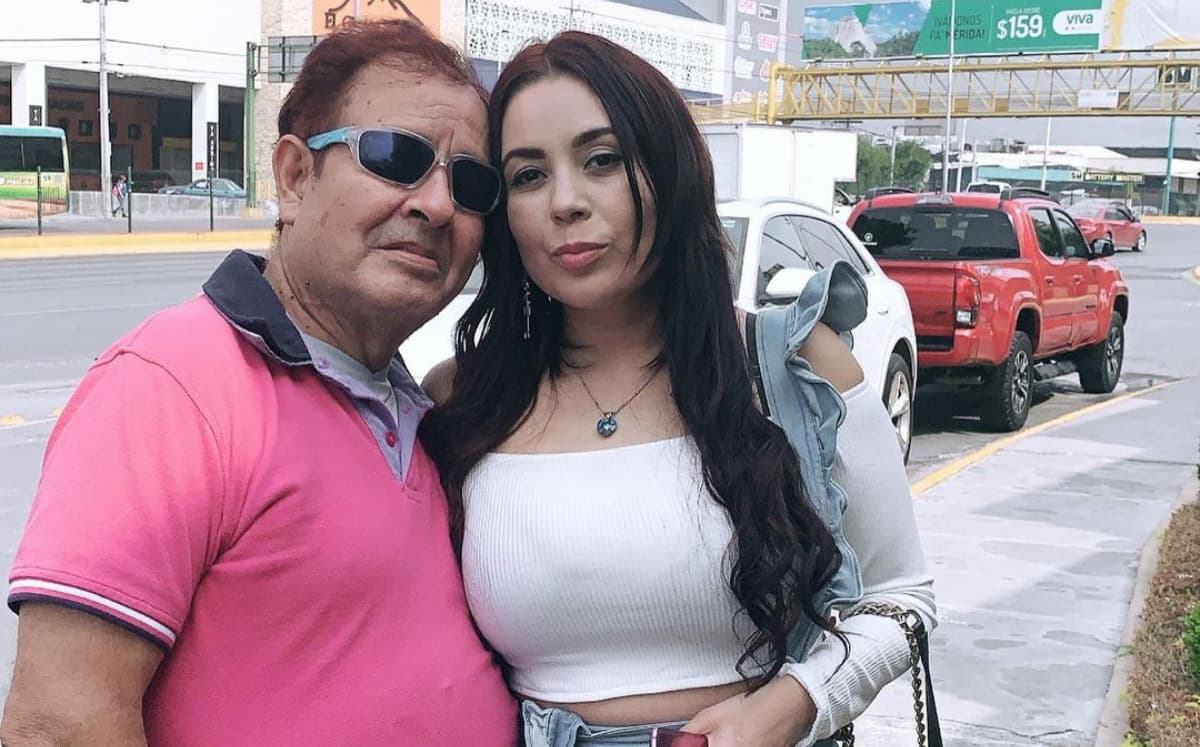 Sobrino de Sammy Pérez asegura que novia del actor desapareció con su dinero: ‘Andaba con él por interés’