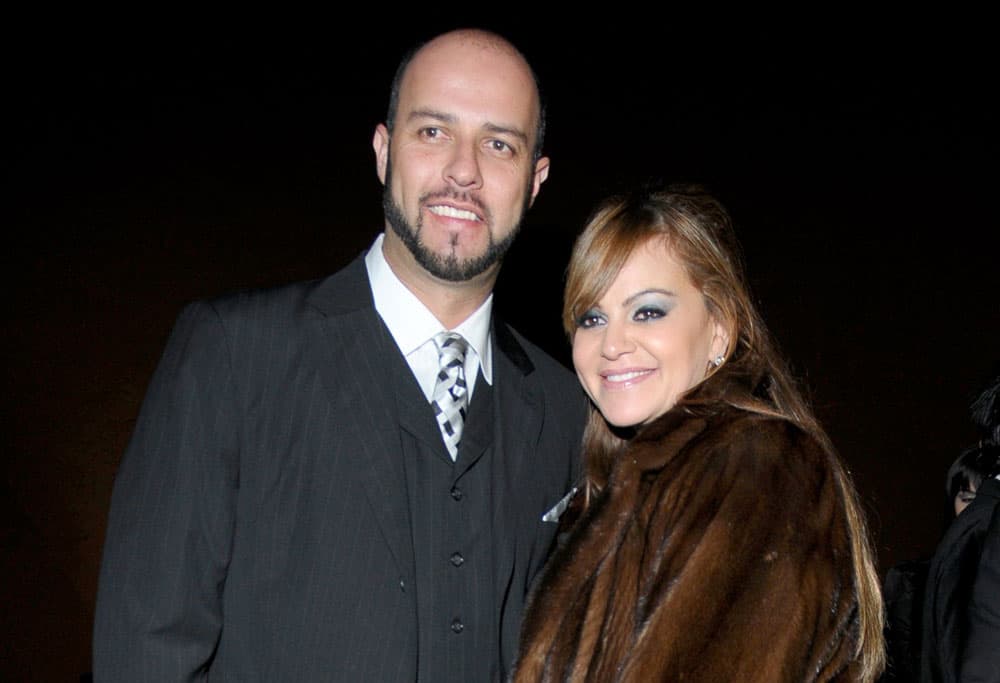 Ex de Jenni Rivera desata polémica al hablar de ella; ¿qué dijo?